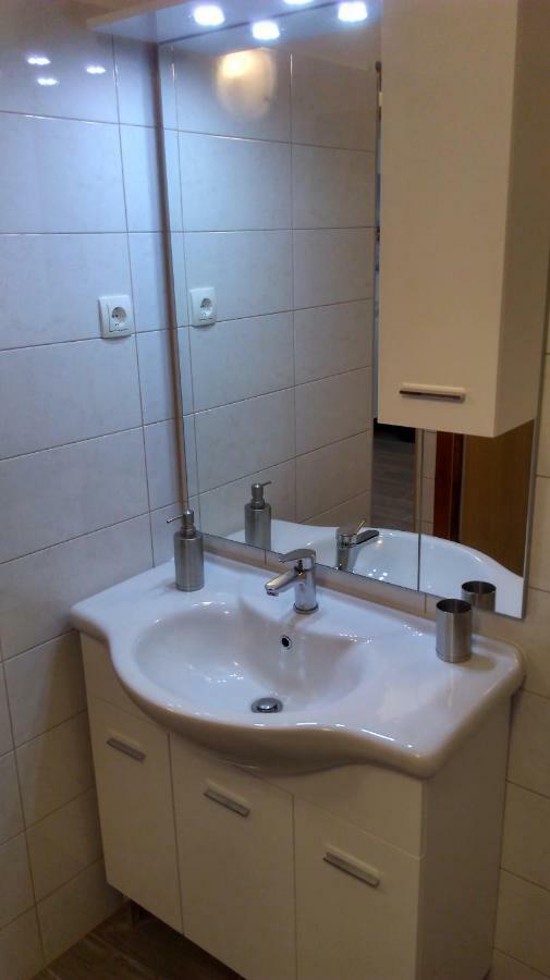 Mali Delfin Daire Sveti Juraj Dış mekan fotoğraf